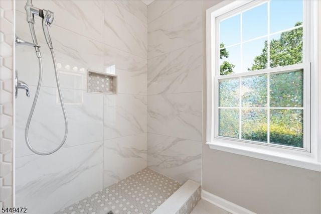 32 Gabriella Cir, Manchester Twp., NJ 08759