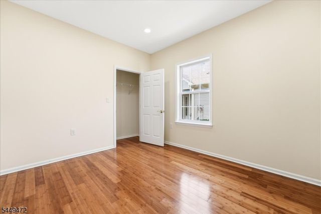 32 Gabriella Cir, Manchester Twp., NJ 08759