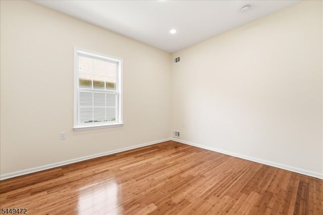 32 Gabriella Cir, Manchester Twp., NJ 08759