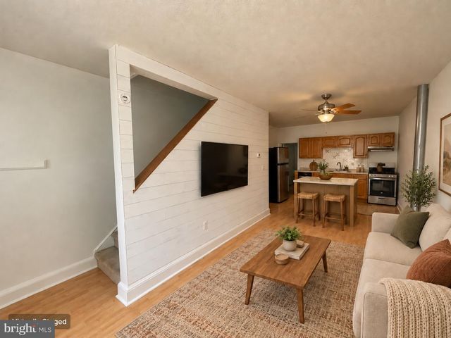 2324 ALMOND ST, Philadelphia, PA 19125