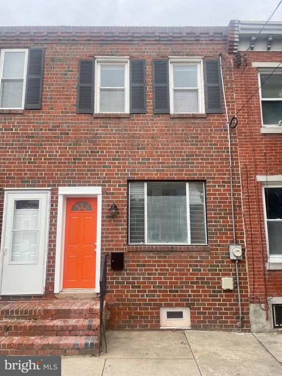 2324 ALMOND ST, Philadelphia, PA 19125