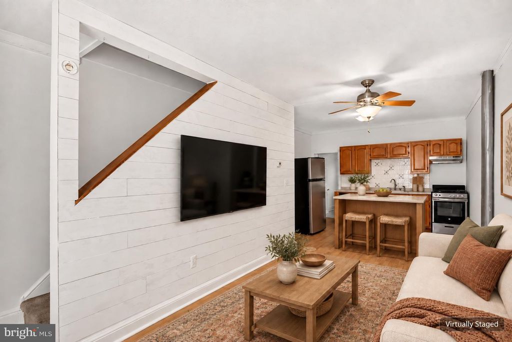2324 ALMOND ST, PHILADELPHIA, PA 19125 — photo 3