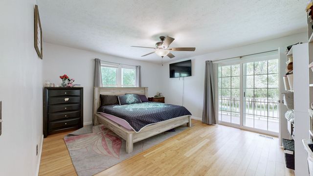 4648 31 Hwy, W, Cottontown, TN 37048