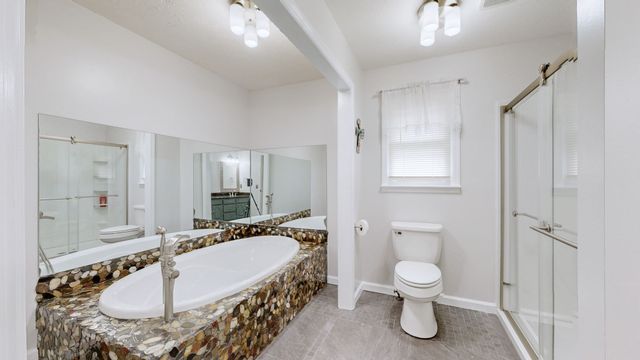 4648 31 Hwy, W, Cottontown, TN 37048