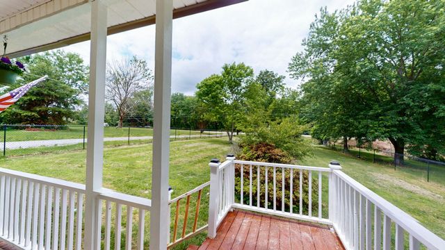 4648 31 Hwy, W, Cottontown, TN 37048