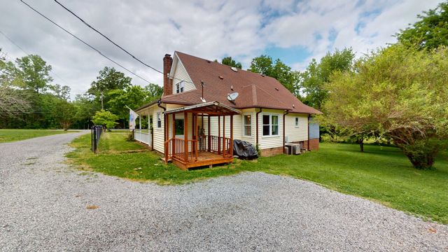 4648 31 Hwy, W, Cottontown, TN 37048