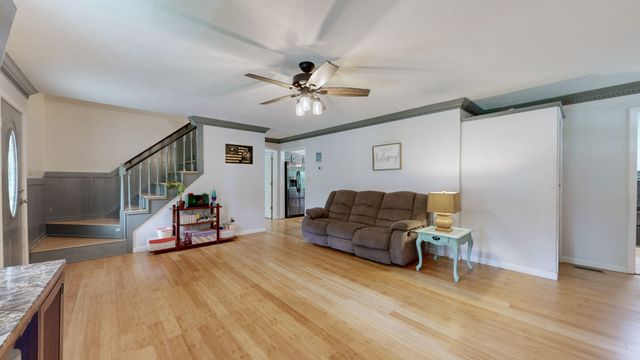 4648 31 Hwy, W, Cottontown, TN 37048