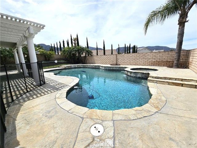 2938 S Buena Vista, Corona, CA 92882