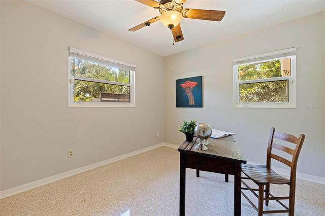 2700 DESOTO WAY S, St Petersburg, FL 33712