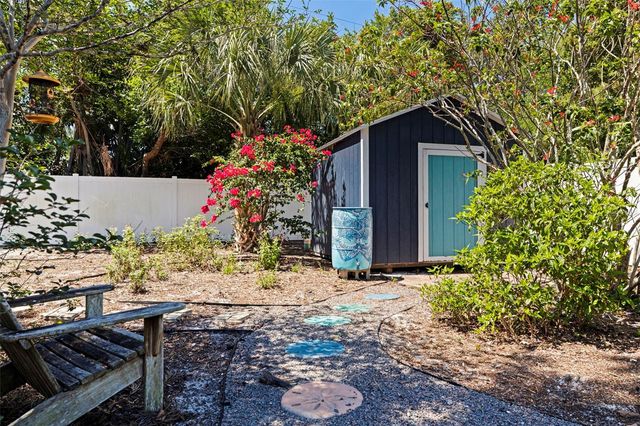 2700 DESOTO WAY S, St Petersburg, FL 33712
