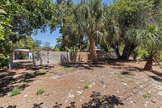 2700 DESOTO WAY S, St Petersburg, FL 33712