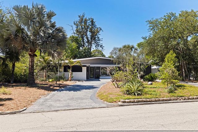 2700 DESOTO WAY S, St Petersburg, FL 33712