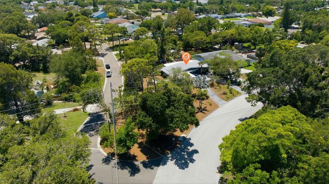 2700 DESOTO WAY S, St Petersburg, FL 33712