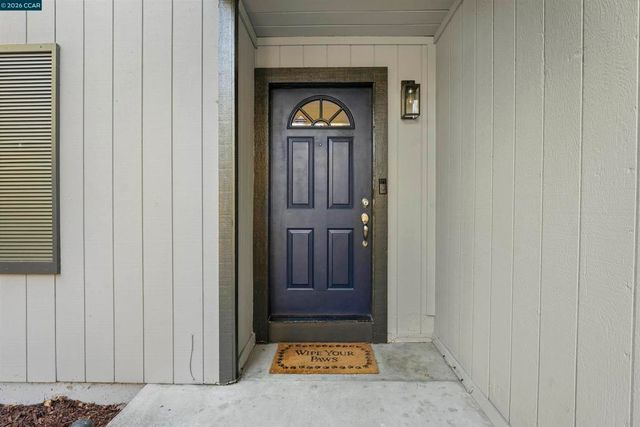 3611 Sunview Ct, Concord, CA 94520