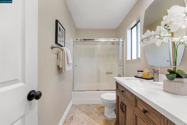3611 Sunview Ct, Concord, CA 94520