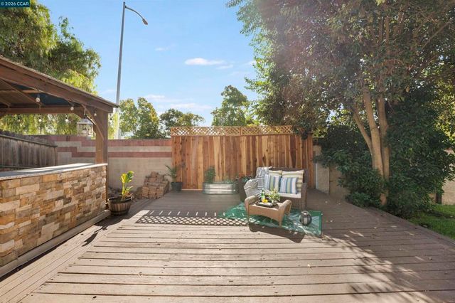 3611 Sunview Ct, Concord, CA 94520