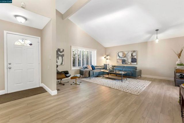 3611 Sunview Ct, Concord, CA 94520