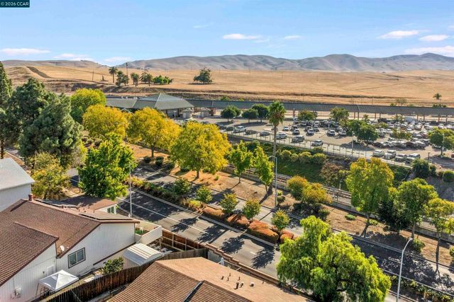 3611 Sunview Ct, Concord, CA 94520