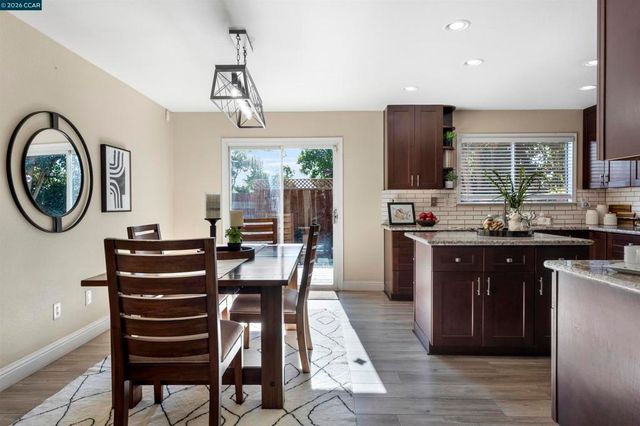 3611 Sunview Ct, Concord, CA 94520