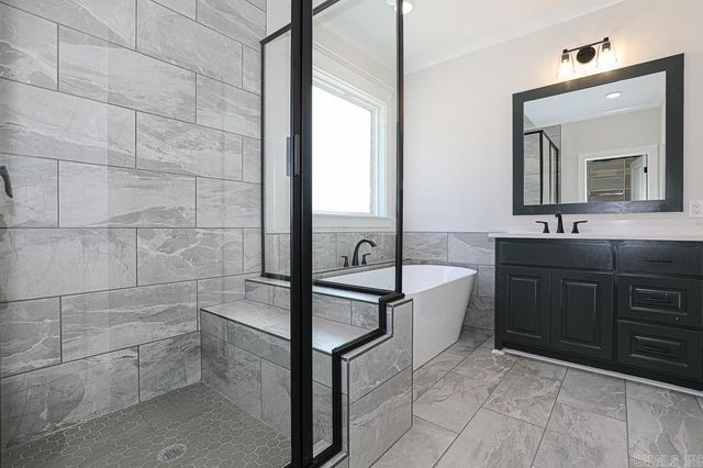 166 Roman Heights Avenue, Bryant, AR 72002