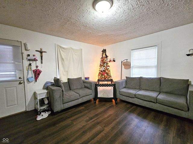 524 N Somerset Avenue, Indianapolis, IN 46222