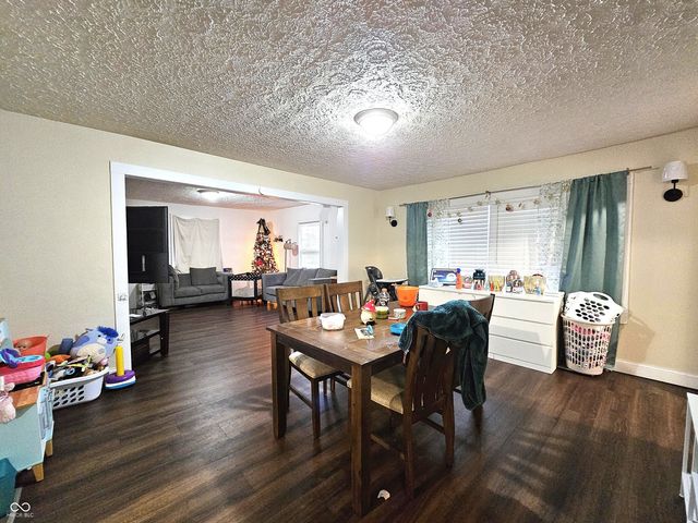 524 N Somerset Avenue, Indianapolis, IN 46222