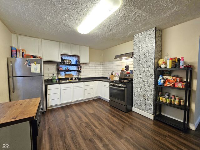 524 N Somerset Avenue, Indianapolis, IN 46222