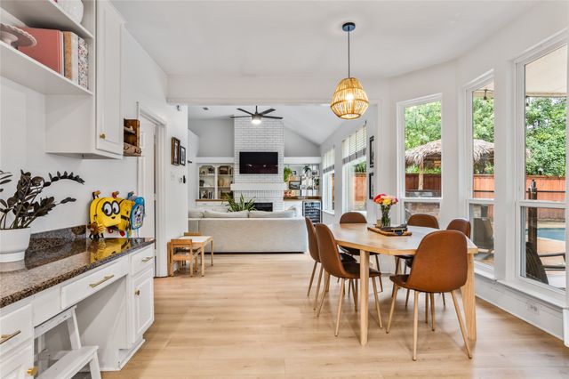 5325 Cambridge Court, Grapevine, TX 76051