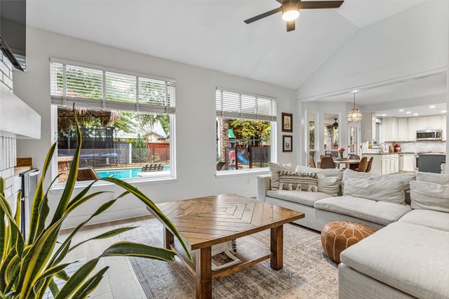 5325 Cambridge Court, Grapevine, TX 76051