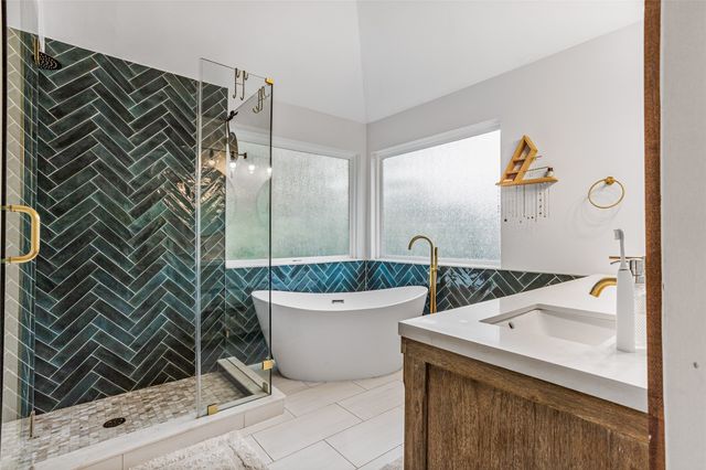 5325 Cambridge Court, Grapevine, TX 76051