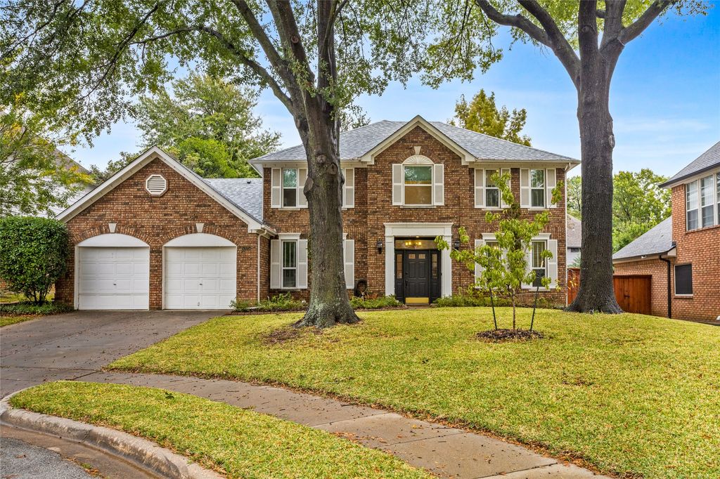 5325 Cambridge Court, Grapevine, TX 76051