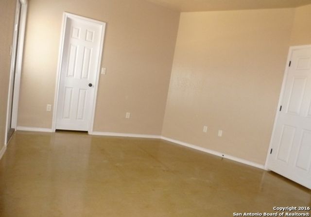 1065 CAROLYN CV, New Braunfels, TX 78130