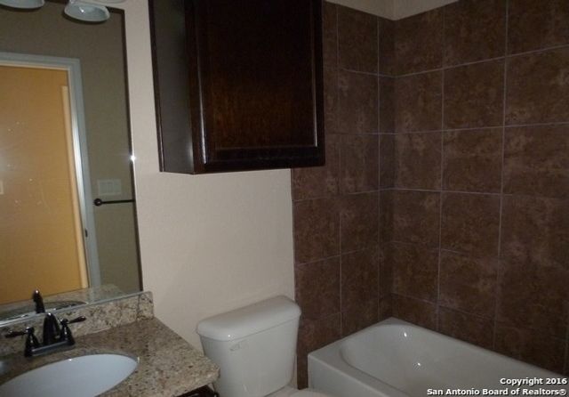 1065 CAROLYN CV, New Braunfels, TX 78130