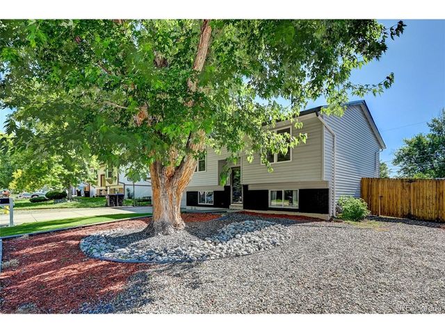 8528 Fenton St, Arvada, CO 80003
