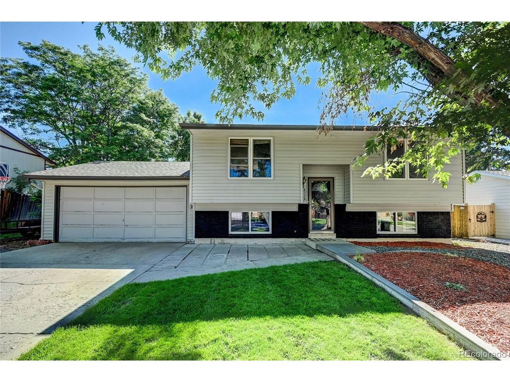 8528 Fenton St, Arvada, CO 80003
