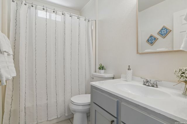 708 COLONY DR, Schertz, TX 78154