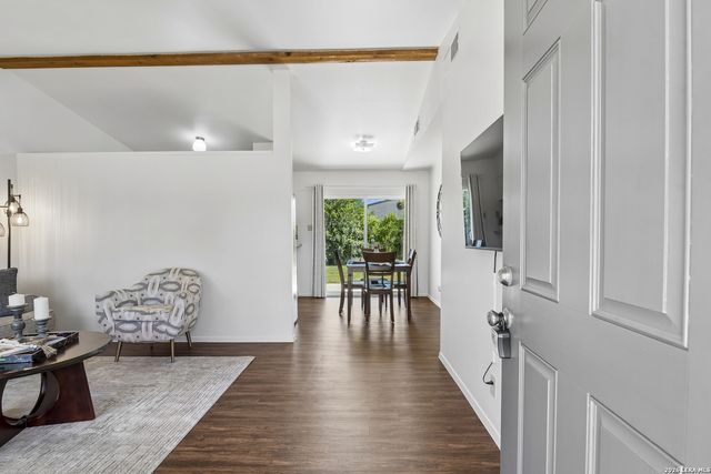 708 COLONY DR, Schertz, TX 78154