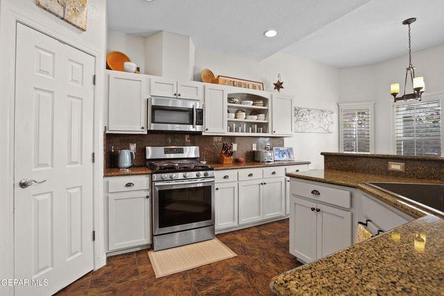 7008 ROCK CANYON Drive, El Paso, TX 79912