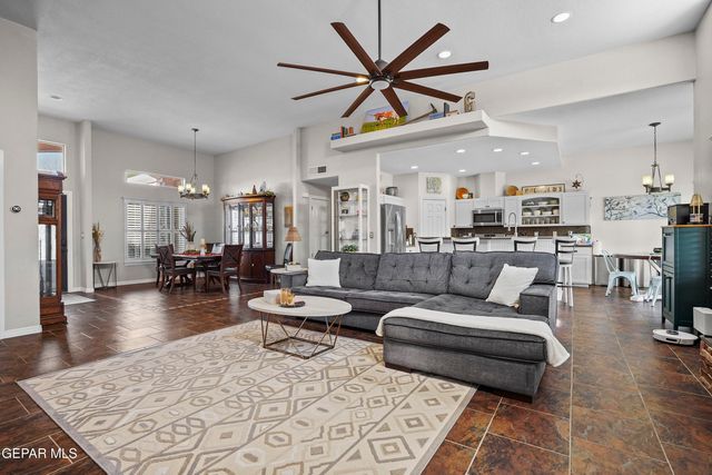 7008 ROCK CANYON Drive, El Paso, TX 79912