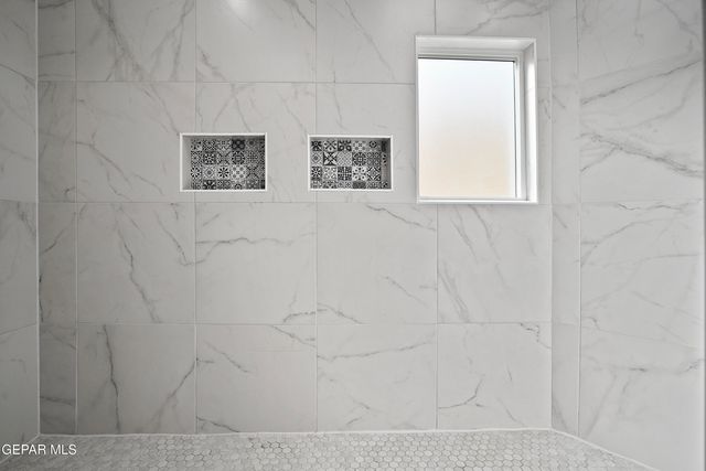 7008 ROCK CANYON Drive, El Paso, TX 79912