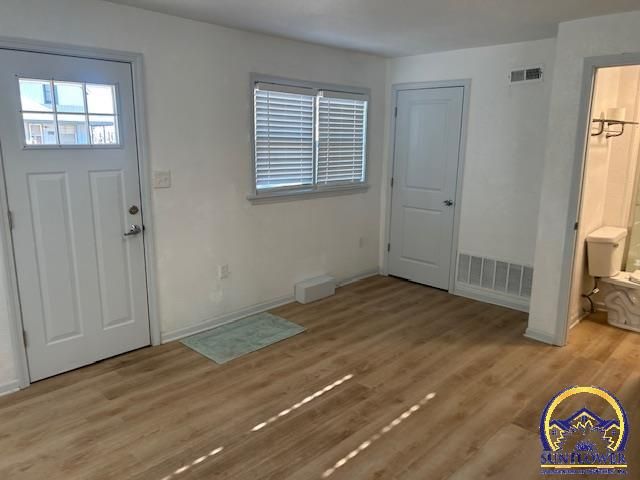 1018 NE Monroe ST, Topeka, KS 66608