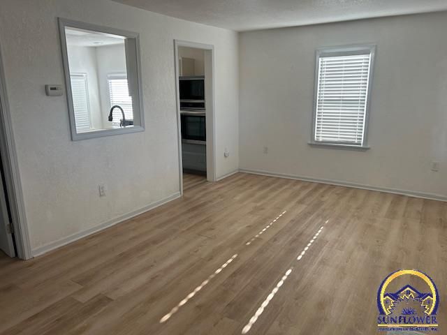 1018 NE Monroe ST, Topeka, KS 66608