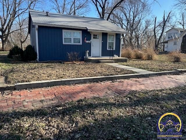 1018 NE Monroe ST, Topeka, KS 66608