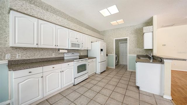 7287 38TH COURT E, Sarasota, FL 34243