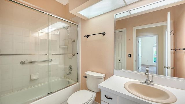 7287 38TH COURT E, Sarasota, FL 34243