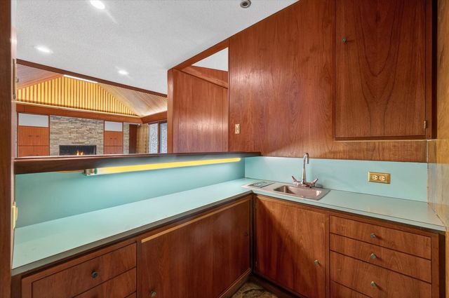 1313 Governors Drive, Corsicana, TX 75110