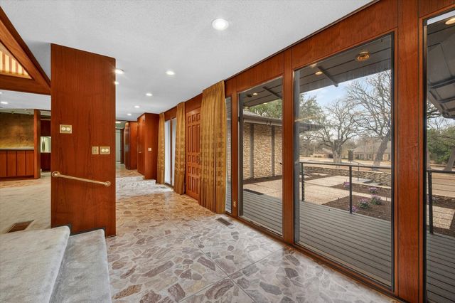 1313 Governors Drive, Corsicana, TX 75110