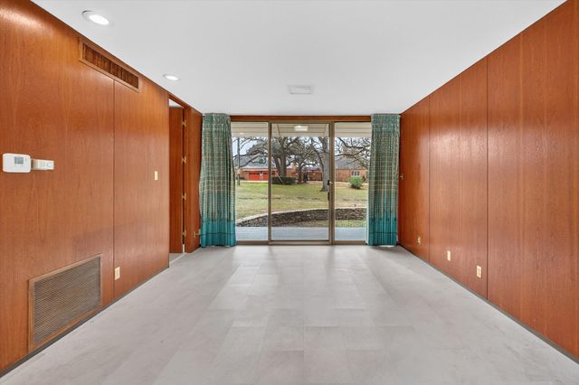 1313 Governors Drive, Corsicana, TX 75110