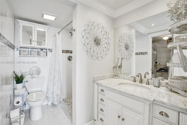 1889 S Ocean Dr 114, Hallandale Beach, FL 33009