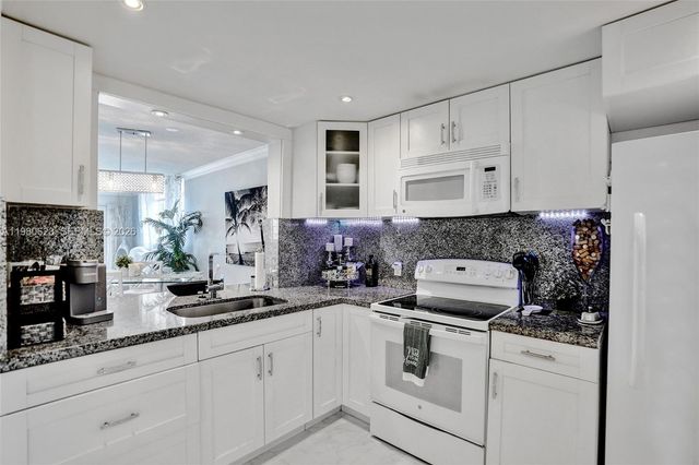 1889 S Ocean Dr 114, Hallandale Beach, FL 33009